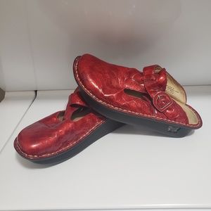 Classic Alegria Clogs by PG Lite
